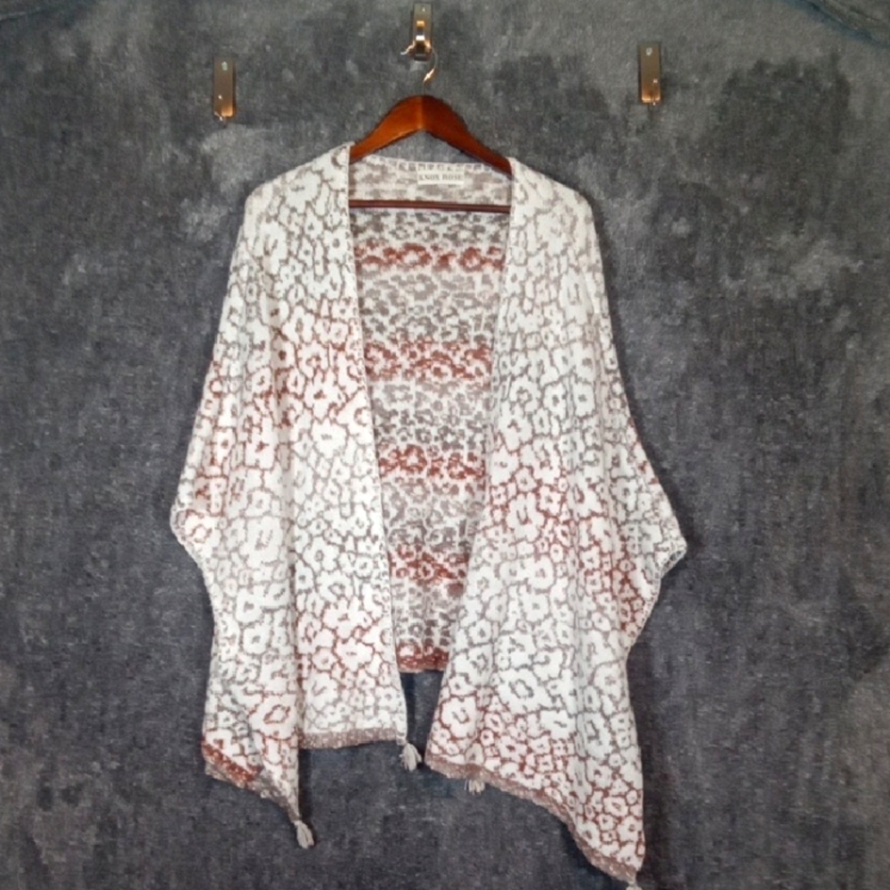 Knox Rose White and Brown Shrug Poncho
